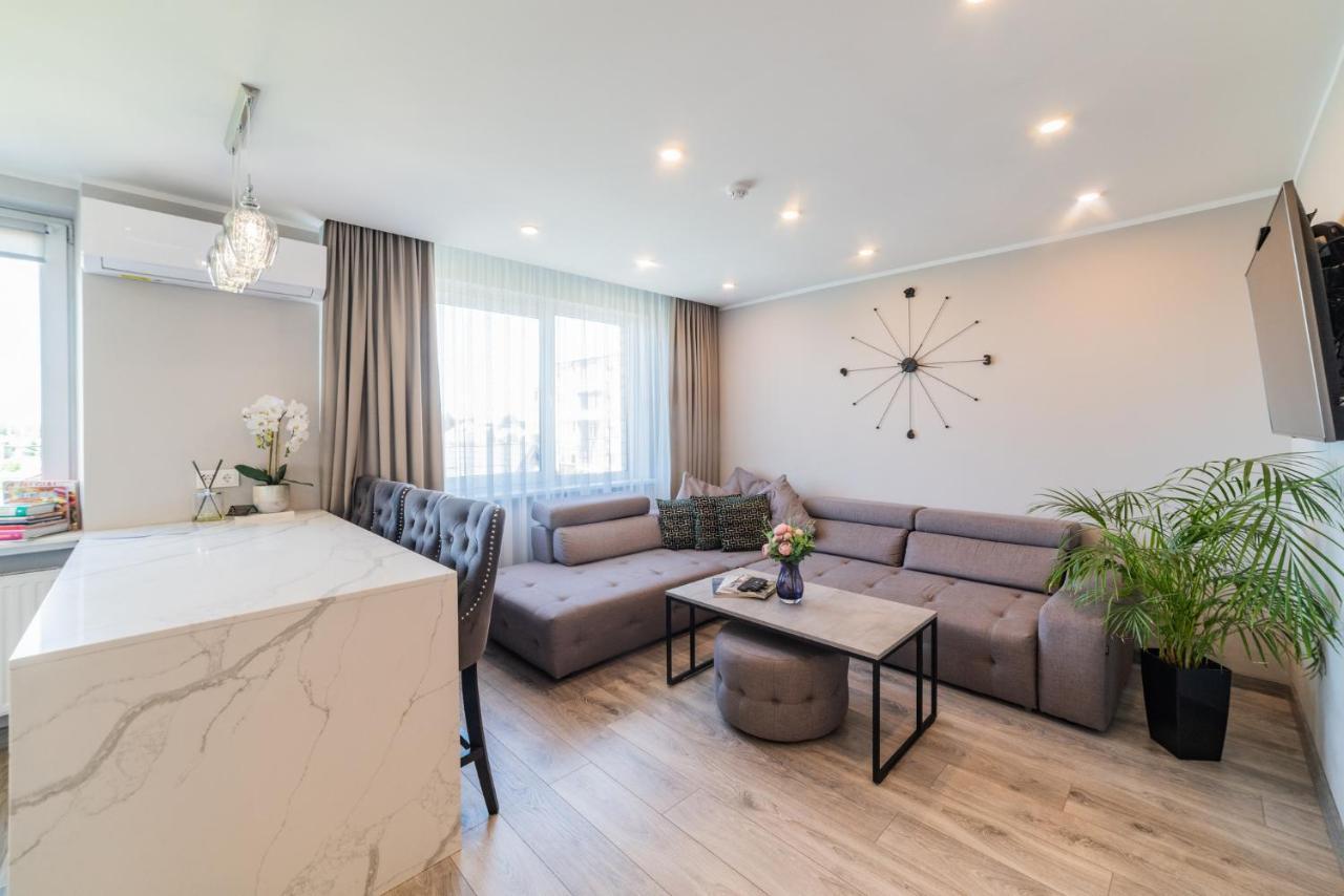 E.D. Luxury Apartaments Šiauliai Extérieur photo