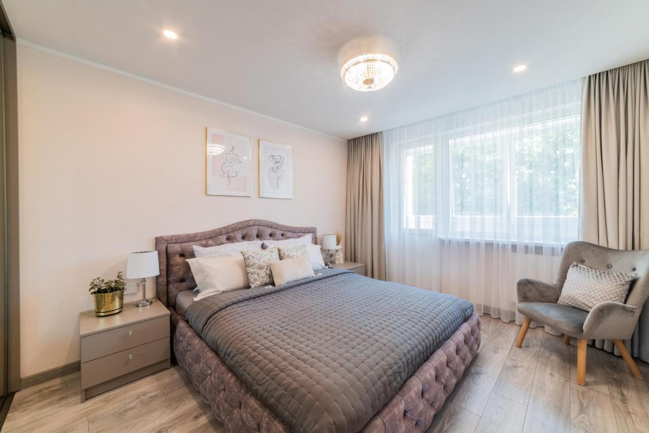 E.D. Luxury Apartaments Šiauliai Extérieur photo