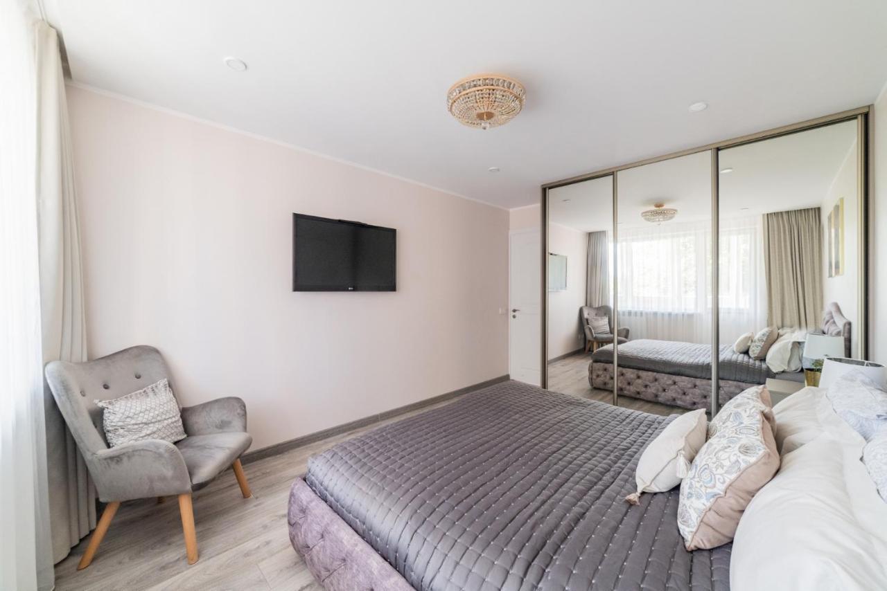 E.D. Luxury Apartaments Šiauliai Extérieur photo